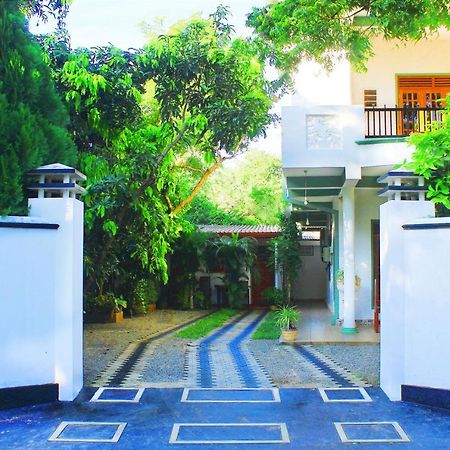Castle Resort Yala Тиссамахарама Экстерьер фото